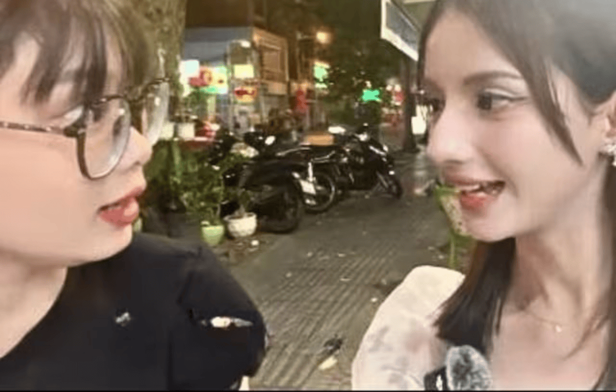 Indian girl looks like Japanese