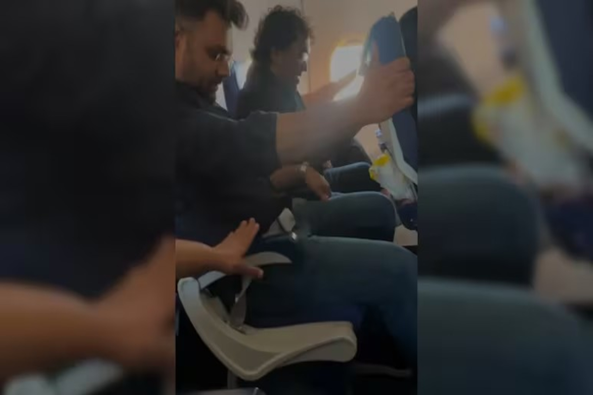 IndiGo Seats Malfunction Video